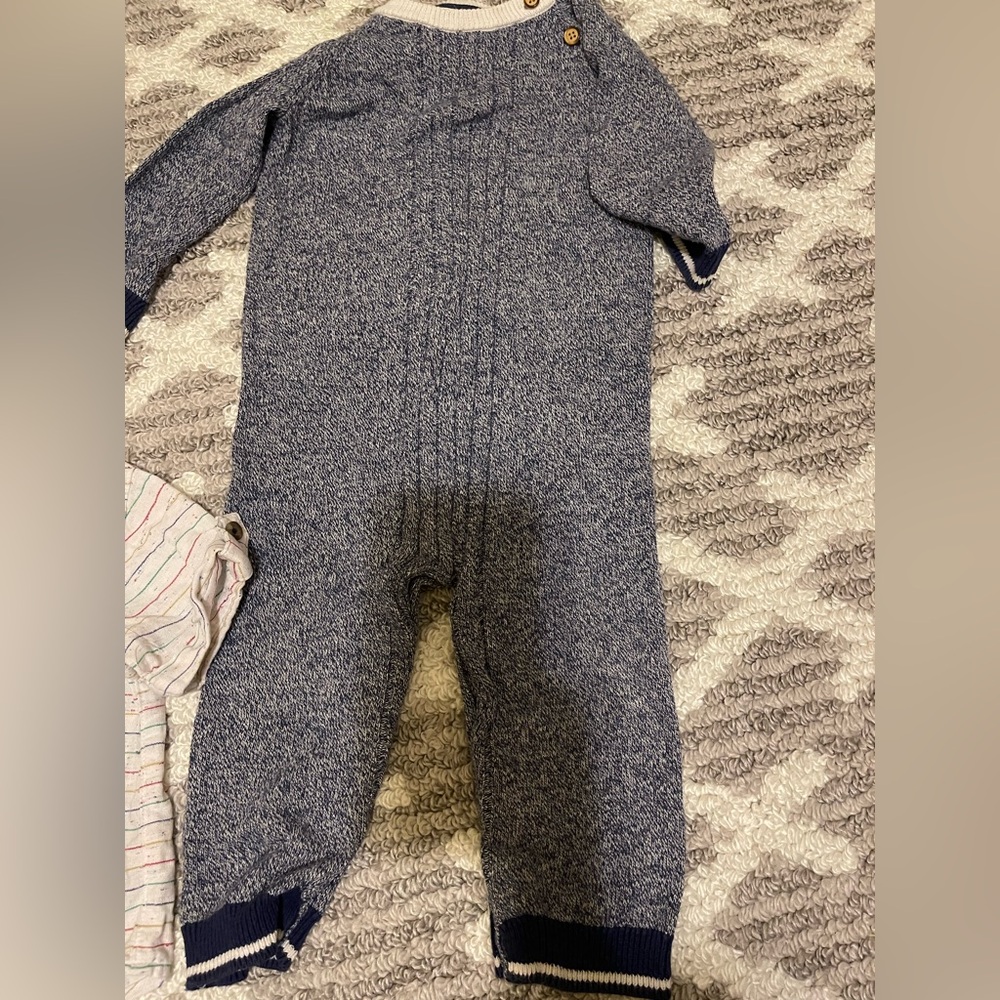 Kids Clothes - Picture 10 of 11